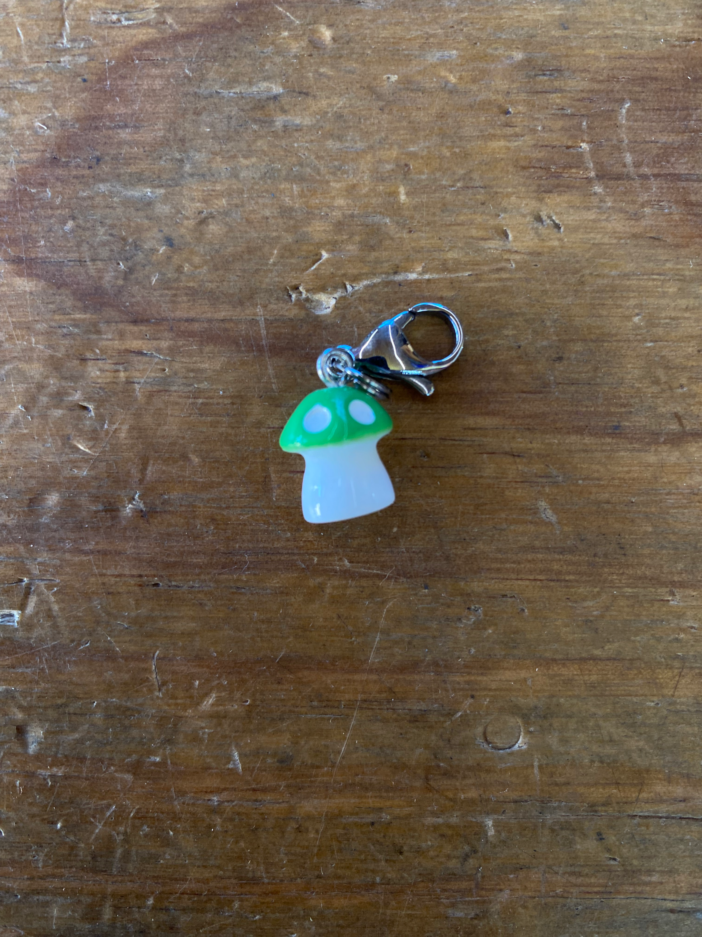 Pendentif champignon pour lacets