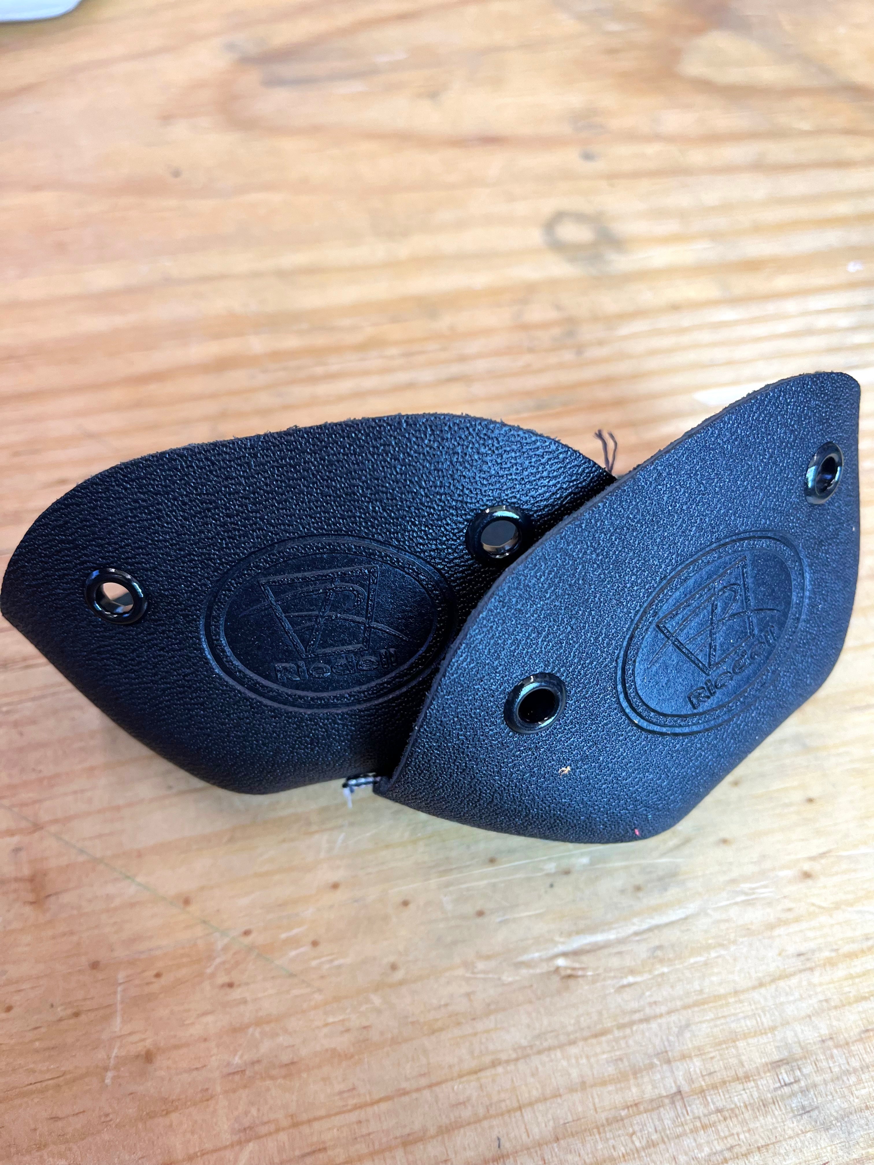 Protèges butées en cuir Riedell