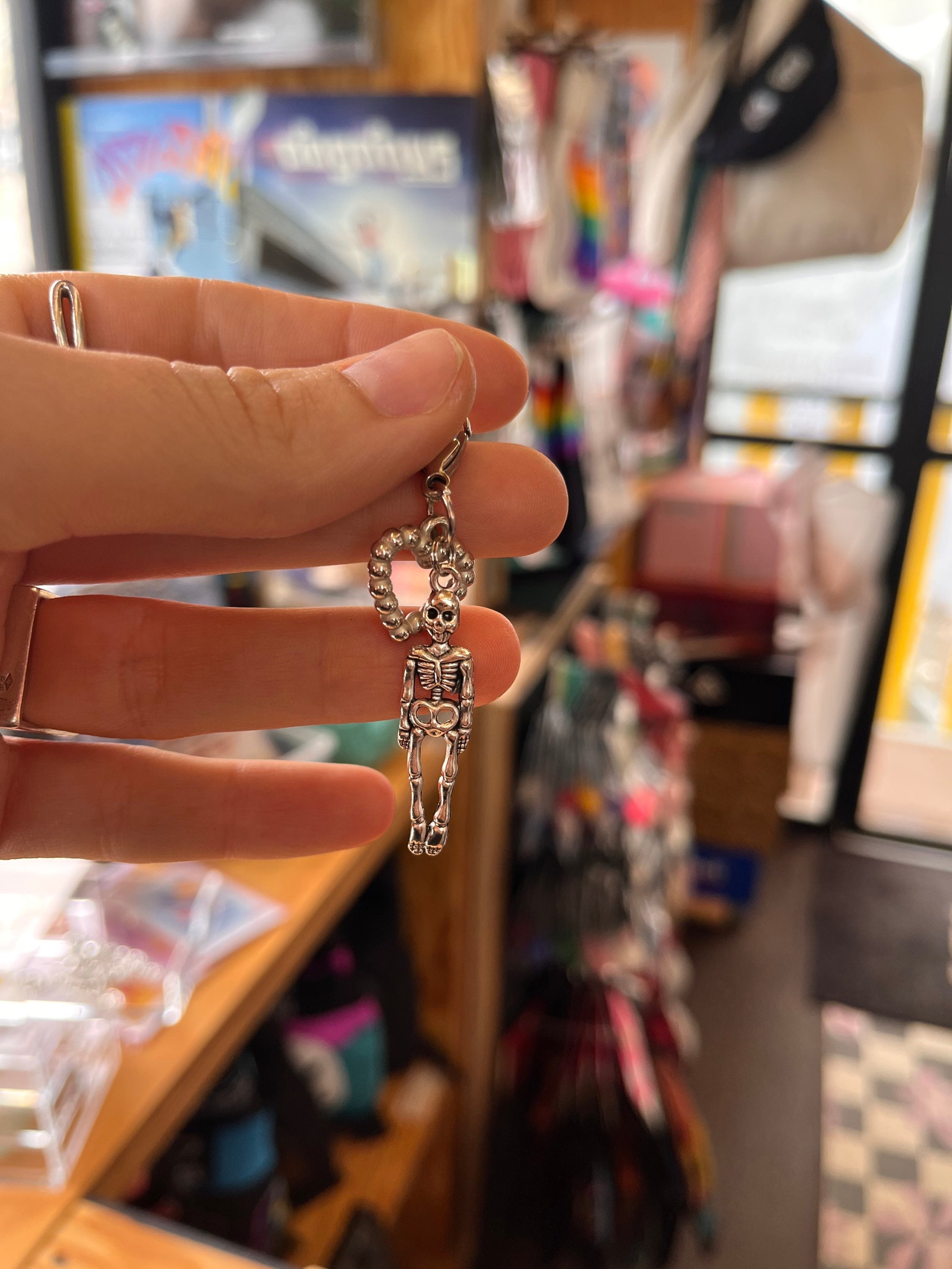 Pendentifs squelettes pour lacets